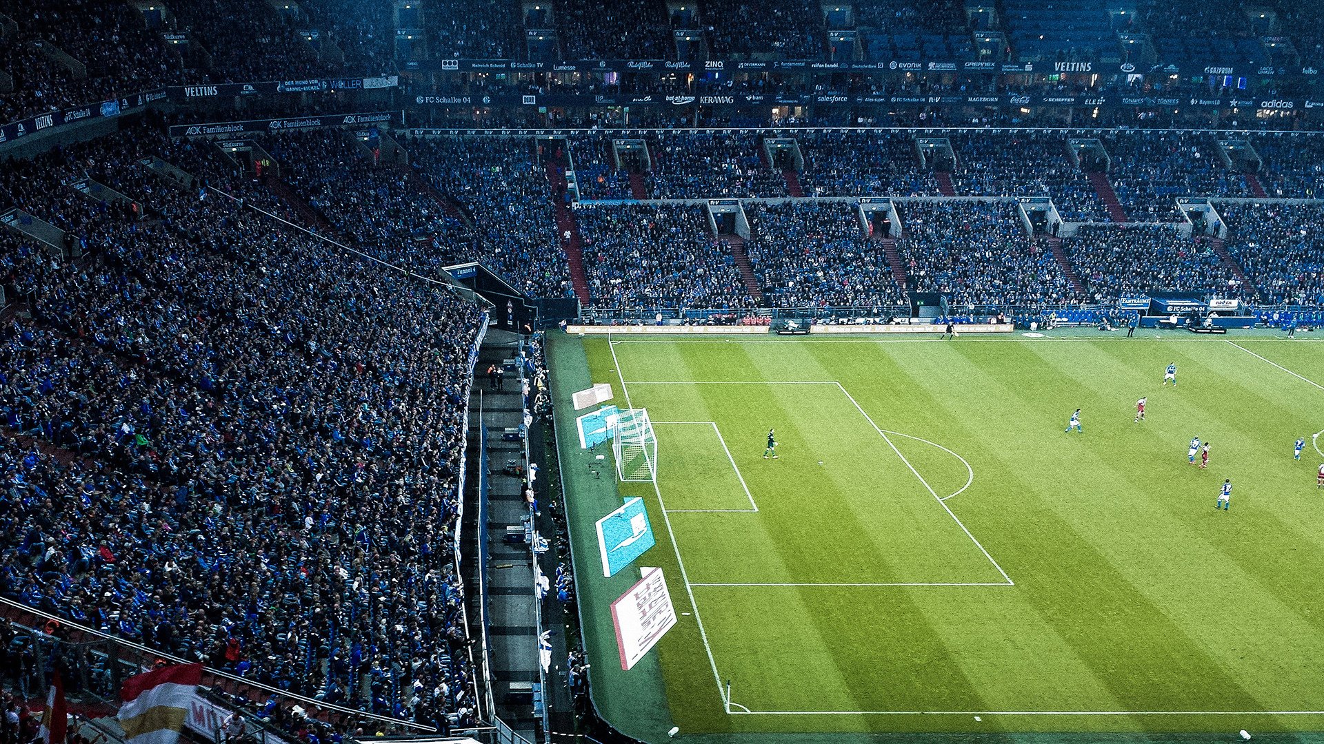 切尔西与卡拉巴赫战平,防守漏洞难掩,切尔西的卡希尔